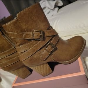 Womens boots